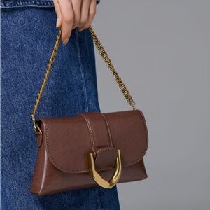 NWOT, Charles and Keith - Gabine Crossbody Bag